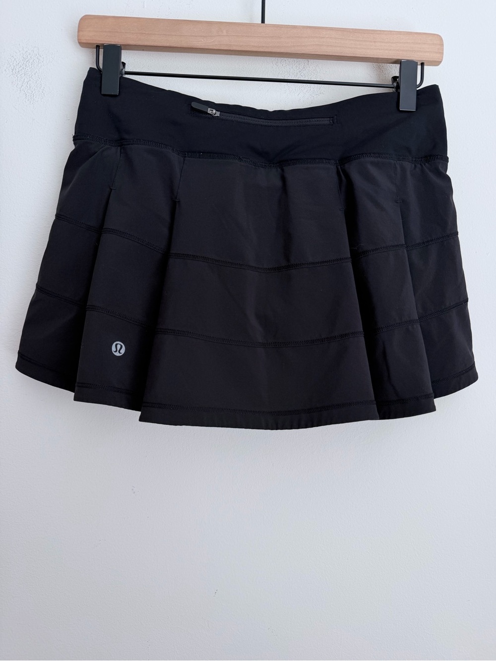 Lululemon Pace Rival Skirt 4-way Stretch 13" black Size 4